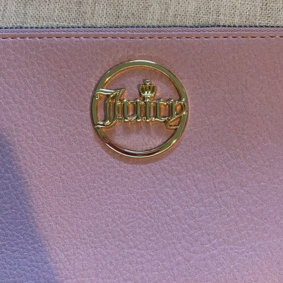 Juicy Couture Pink Wristlet - Picture 2 of 8